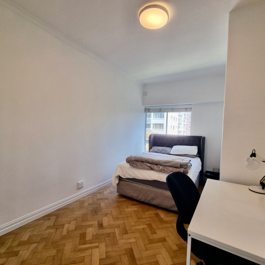 3 Bedroom Property for Sale in Sea Point Western Cape